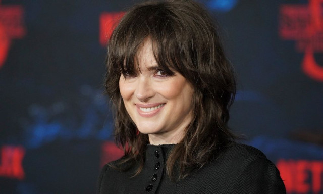 Η Γουινόνα Ράιντερ στο σύμπαν του «Wednesday» και του Τιμ Μπάρτον