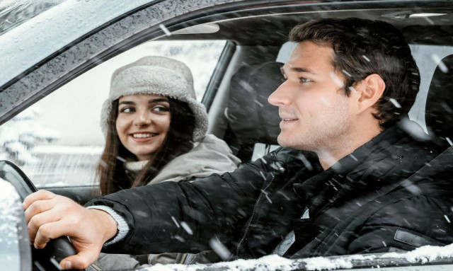 Γιατί δεν πρέπει να οδηγούμε με χοντρό μπουφάν;