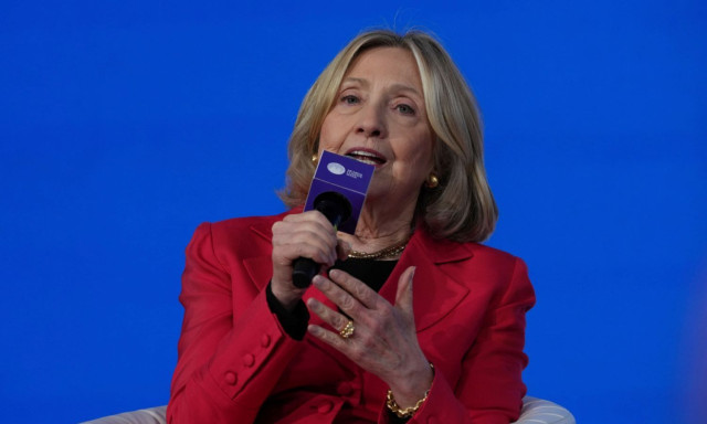 Χίλαρι Κλίντον: Δεν θυμάμαι ποτέ να έχω συναντήσει τον Έπσταϊν – Να καταθέσουν Τραμπ και Ρούμπιο