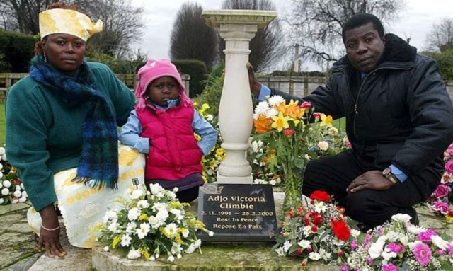 Αναβιώνει η μαύρη μαγεία στη Βρετανία: Τα κακά πνεύματα «κιντόκι», οι τελετουργικές δολοφονίες