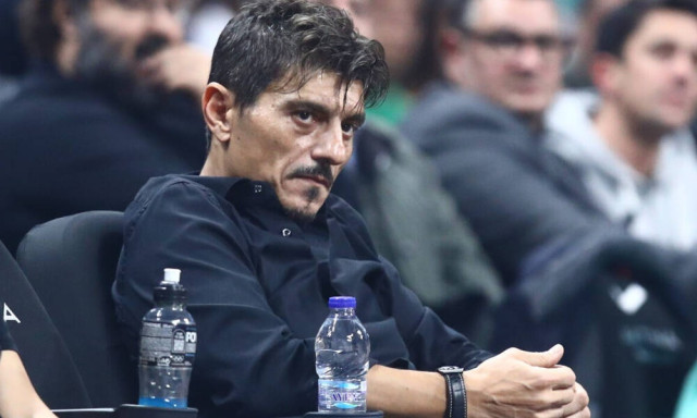 Δ. Γιαννακόπουλος: «Γι’ αυτό προτιμώ τον Ολυμπιακό στα playoffs»