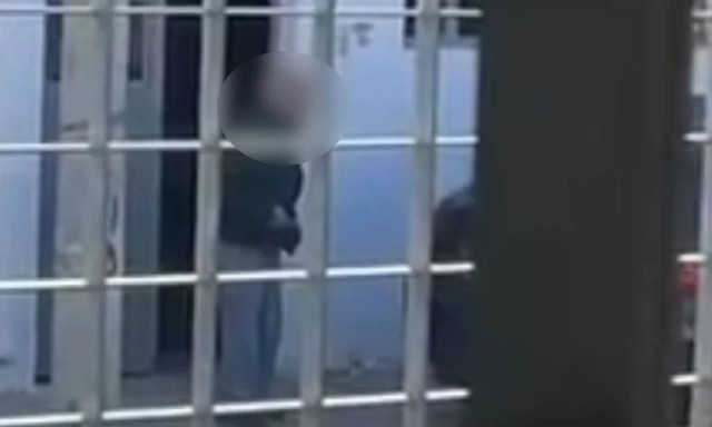 Ρέντης: Δικογραφία σε βάρος του 81χρονου που φέρεται να απείλησε με αεροβόλο όπλο μαθητές