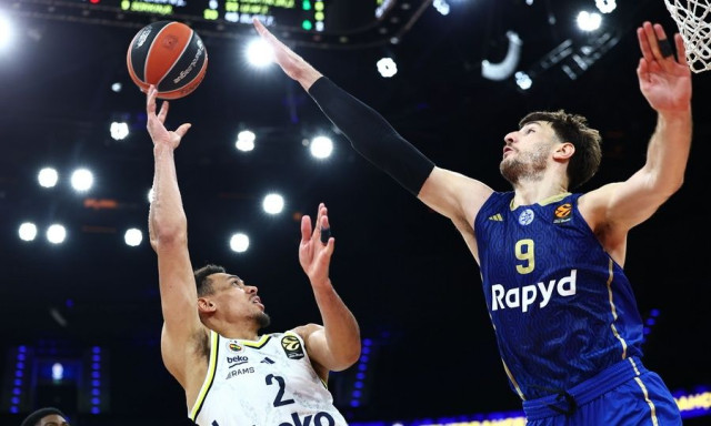 Euroleague: Εκτός Ισραήλ τα ματς των Μακάμπι και Χάποελ κόντρα σε Φενέρμπαχτσε και Εφές