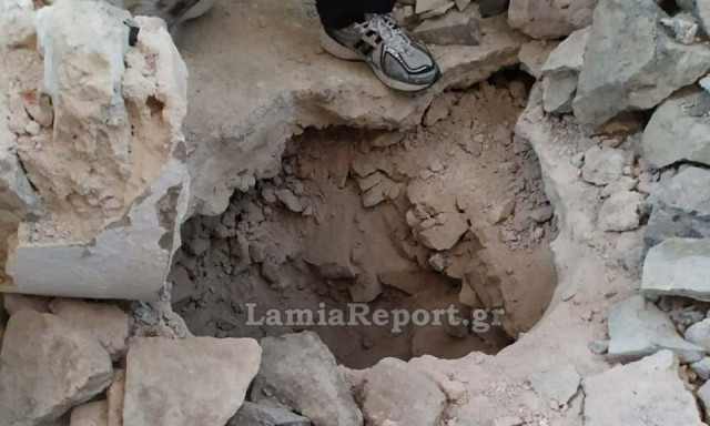 Φθιώτιδα: Επίδοξοι... χρυσοθήρες γκρέμισαν την Αγία Τράπεζα ψάχνοντας για λίρες