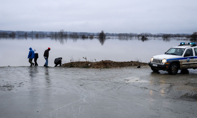 Γιατί η στάθμη του ποταμού Έβρου δεν υποχωρεί παρά το γεγονός ότι οι βροχοπτώσεις έχουν περιοριστεί