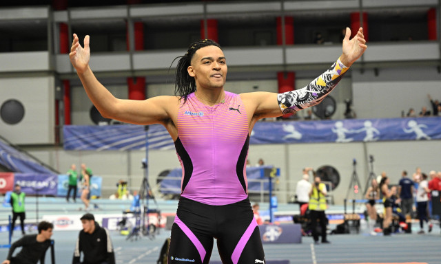 Εμμανουήλ Καραλής: Τα διέλυσε όλα! Πήδηξε 6,17μ. και έκανε τη Νο1 επίδοση στον κόσμο!