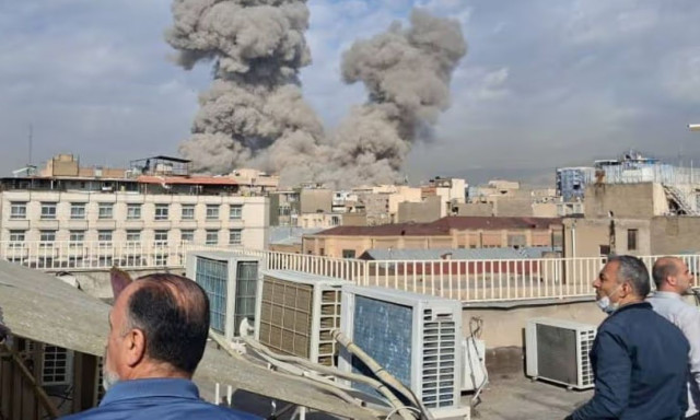 Χάος και πανικός στην Τεχεράνη μετά τις επιθέσεις - «Νιώθουμε σαν να παίζουμε σε ταινία τρόμου»