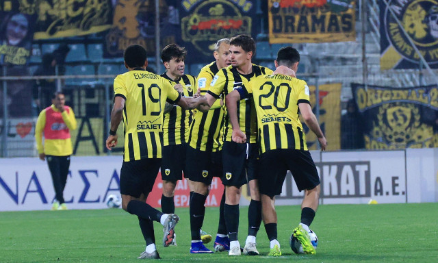 Βόλος – ΑΕΚ 2-2: Ο Ρέλβας την κράτησε στην κορυφή και μετρίασε την γκέλα