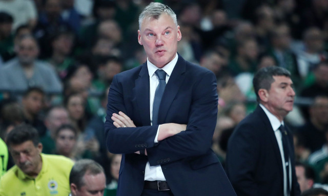 Euroleague: Εγκλωβισμένος στο Ντουμπάι ο Γιασικεβίτσιους, σύμφωνα με τους Σέρβους