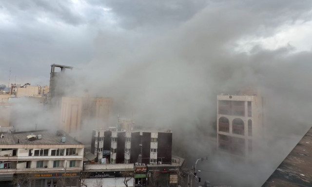 LIVEBLOG – Μέση Ανατολή εκτός ελέγχου: Μπαράζ χτυπημάτων - Σε επιφυλακή Κύπρος, προειδοποίηση Τραμπ