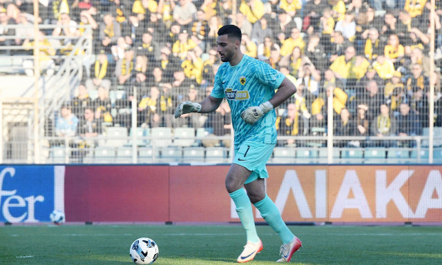 Θωμάς Στρακόσα