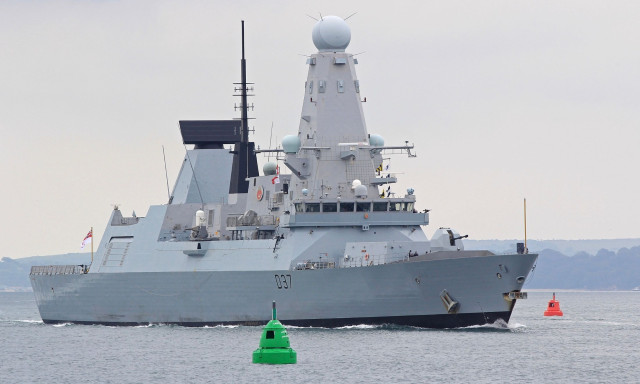 Explainer: Πόσο μπορεί να προστατέψει την Κύπρο το βρετανικό αντιτορπιλικό Duncan-Χτυπητές αδυναμίες