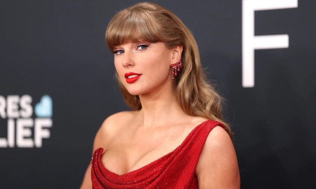 «Swiftie»: Επίσημα στο λεξικό του Dictionary.com οι φαν της Τέιλορ Σουίφτ