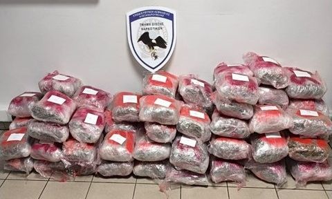 Θεσσαλονίκη: Συνελήφθη 42χρονος για ακατέργαστη κάνναβη άνω των 60 κιλών