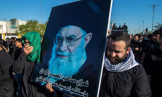 Ιράν: Ξεκινά σήμερα η τριήμερη δημόσια κηδεία του Χαμενεΐ - Πού θα ταφεί ο ανώτατος ηγέτης του Ιράν