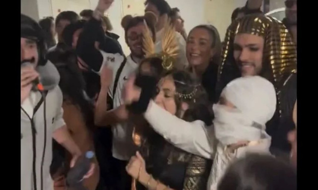 Ισραηλινοί γιορτάζουν το Πουρίμ και τραγουδούν το i will survive στα καταφύγια