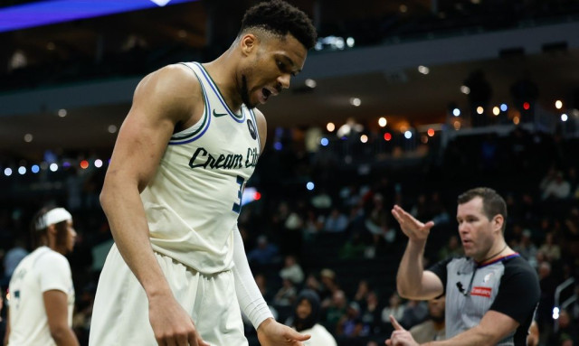 Γιάννης Αντετοκούνμπο Giannis Antetokounmpo