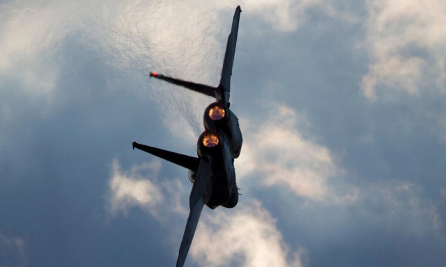 Ισραηλινά ΜΜΕ: Αμερικανικό F-15 συνετρίβη στο Ιράν - Το πλήρωμα διασώθηκε από εχθρικό έδαφος
