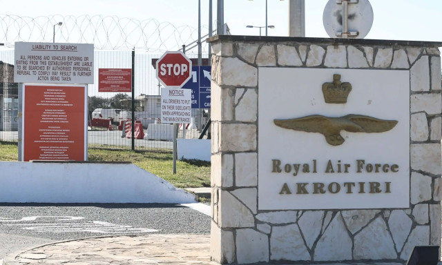 Ακρωτήρι: Με ανοιχτές δορυφορικές εικόνες και… Google Maps η επίθεση στη βάση – Αποκάλυψη από Times