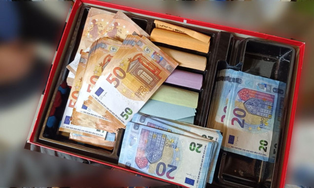 Κατερίνη: Ελεύθερος ο 16χρονος που κατηγορείται ότι κατείχε πλαστά χαρτονομίσματα και κάρτες-κλώνους