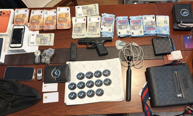 Κατερίνη: Τα βίντεο στα social media πρόδωσαν τον 16χρονο παραχαράκτη - Aναλήψεις με κάρτες-κλώνους