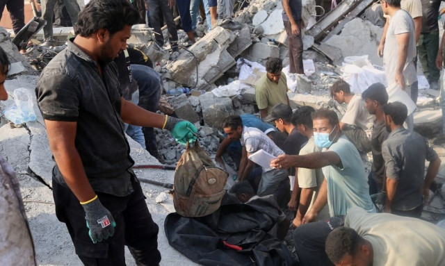 New York Times: To σχολείο θηλέων στο Ιράν επλήγη εν μέσω αμερικανικών επιδρομών σε ναυτική βάση