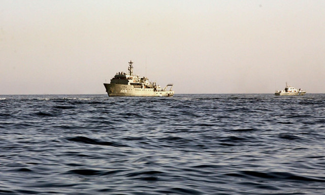 Τουρκικό πολεμικό πλοίο εμπόδισε ελληνικό σκάφος που πόντιζε καλώδια σε διεθνή ύδατα