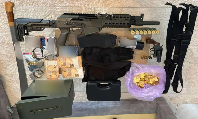 Μεγάλη κομπίνα με «χρυσές» λίρες στη Λάρισα: Οικογενειακή συμμορία άρπαξε πάνω από 1 εκατ. ευρώ