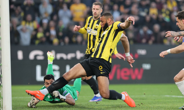 LIVE ΑΕΚ – ΑΕΛ 1-0: Προβάδισμα με Μουκουντί, ο Πολυχρόνης πήρε πίσω πέναλτι | Δείτε το γκολ