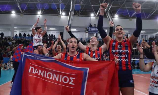 Βόλεϊ Γυναικών: Ιστορικό Κύπελλο για τον Πανιώνιο