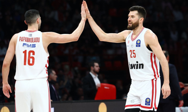 Ολυμπιακός – ΠΑΟΚ 100-73: Άνετη νίκη πριν τη… γαλλική «διαβολοβδομάδα» στη Euroleague