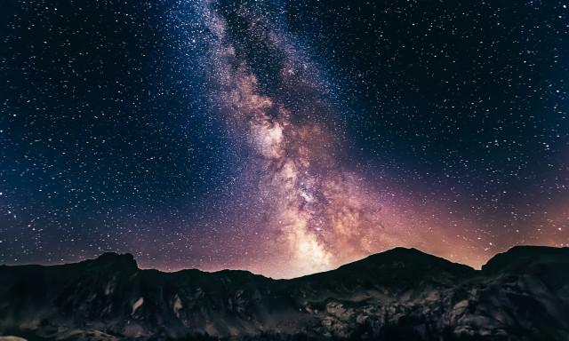 Οι εξωγήινοι προσπαθούν να «επικοινωνήσουν» αλλά το διάστημα έχει... κακοκαιρία