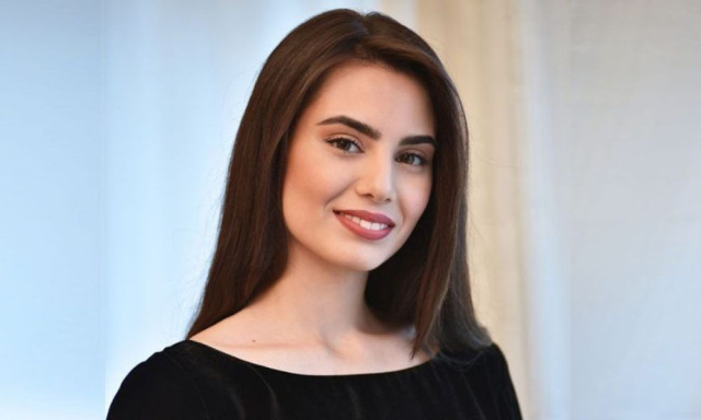 Σοφία Μανουσάκη: Η Κρητικιά τραγουδίστρια που νίκησε τον φόβο και κατέκτησε την Αθήνα