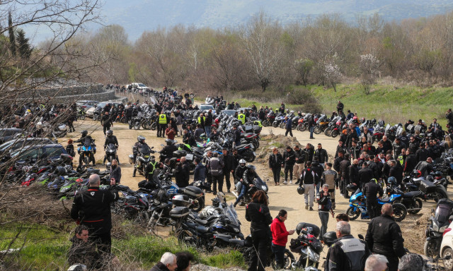 Μοτοπορεία και αγώνας δρόμου για τα τρία χρόνια από τα Τέμπη