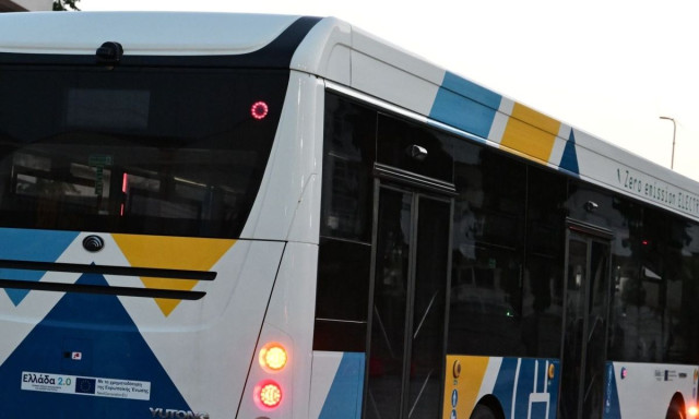 Μενίδι: Νεκρός άνδρας μέσα σε λεωφορείο - Συνελήφθη ο φίλος του, έκαναν χρήση ναρκωτικών