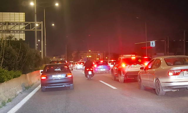 Κίνηση στους δρόμους: Κυριακάτικο μποτιλιάρισμα στην κάθοδο του Κηφισού