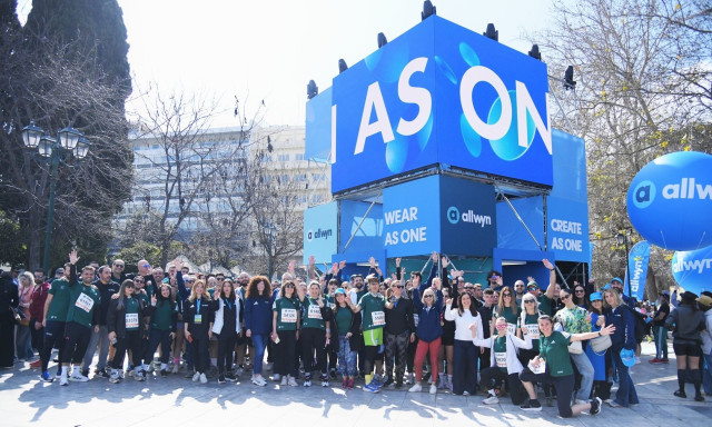 Όλη η πόλη μια γιορτή με περισσότερες από 30.000 συμμετοχές στον Ημιμαραθώνιο της Αθήνας