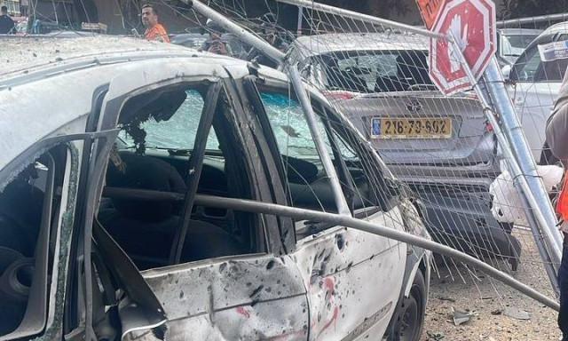 Liveblog: Χτύπημα του Ιράν στο κεντρικό Ισραήλ, ένας νεκρός - Τραυματισμένος ο Μοτζτάμπα Χαμενεΐ