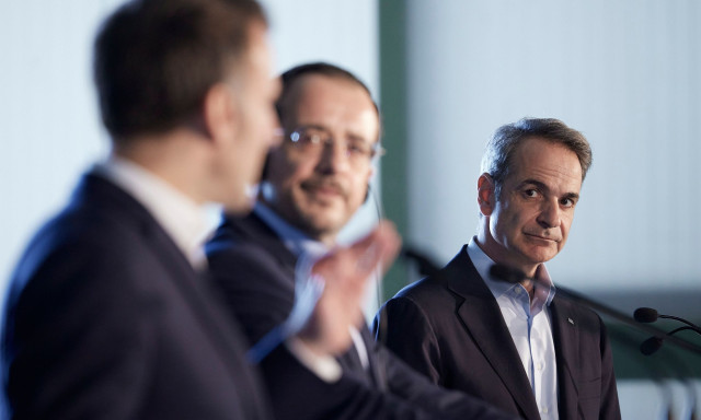 Μητσοτάκης σε τριμερή για Μέση Ανατολή: Η ΕΕ να προετοιμάζεται για όλα τα σενάρια