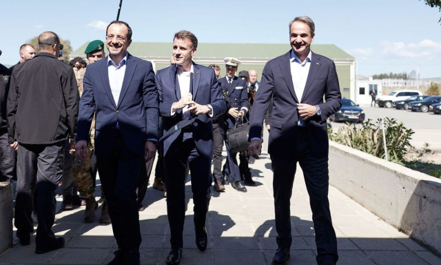 Μακρόν από Κύπρο: Η ανάρτηση στα ελληνικά - «Η Γαλλία εκφράζει την αλληλεγγύη της»