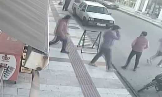 Σεισμός στην Τουρκία: Βίντεο από τα 5,1 Ρίχτερ που έπληξαν το Ντενιζλί