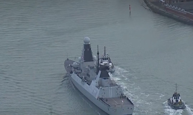 Αναχώρησε για την Κύπρο το βρετανικό πολεμικό πλοίο HMS Dragon