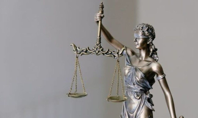 Justice Watch: Η Ελλάδα καταδικάζεται για τα ίδια ζητήματα εδώ και δεκαετίες από το ΕΔΔΑ