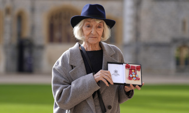 Πέθανε η ηθοποιός του «The Crown», Jane Lapotaire