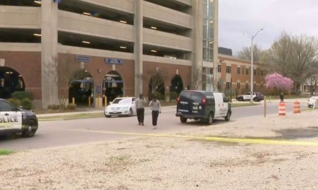 Πυροβολισμοί σε πανεπιστήμιο της Βιρτζίνια: 2 τραυματίες - Νεκρός ο δράστης