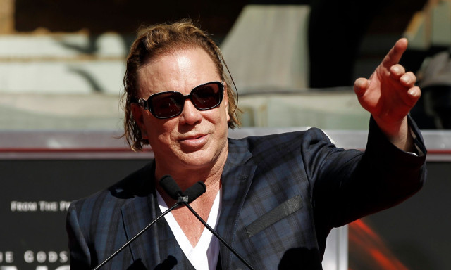 Ο Μίκι Ρουρκ «σπάει» τη σιωπή του μετά την έξωση από το σπίτι του - «Οι συνθήκες ήταν άθλιες»