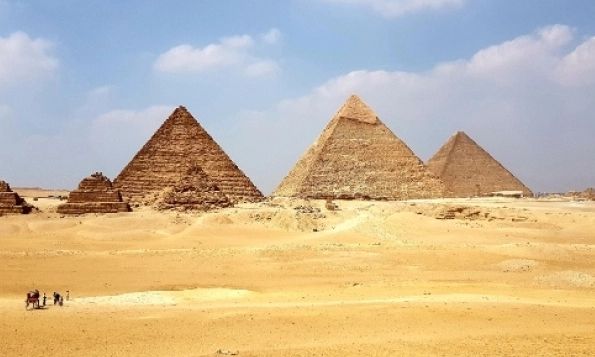 Πόσων ετών είναι οι Πυραμίδες της Γκίζας: Νέα μελέτη αλλάζει τα δεδομένα