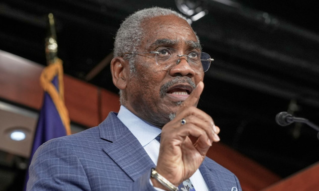 ΗΠΑ: Έντονα αντέδρασε ο βουλευτής Γκρέγκορι Μικς για τα τουρκικά F-16 στα Κατεχόμενα