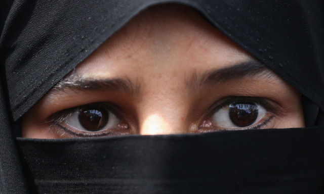 «Δεν αντέχουν άλλο αυτούς τους δυνάστες»: Η Ιρανή Σουνταμπέ Μπαλεσίνι μιλά στο Newsbomb