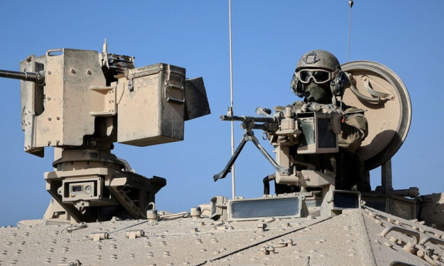 Υπουργός Άμυνας Ισραήλ: Θα επεκτείνουμε τις επιχειρήσεις στο Λίβανο εάν δεν σταματήσουν οι ρουκέτες